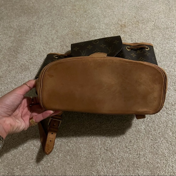 VINTAGE LOUIS VUITTON BACK PACK - Picture 12 of 16